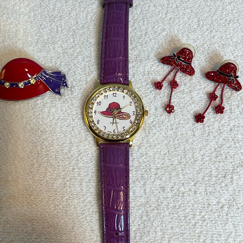 #107.  RED HAT Jewelry collection